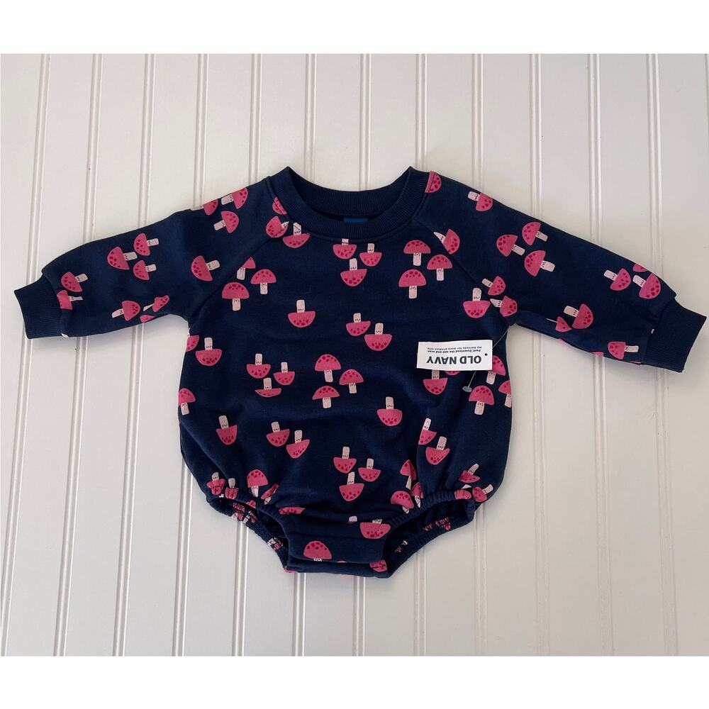 NWT Old Navy Mushrooms Sweatshirt Bodysuit‎ Gift Nursery Girls 3/6 Months